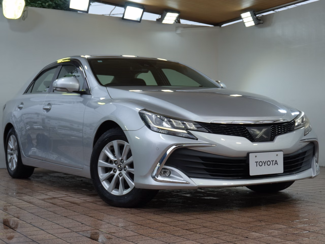 TOYOTA MARK X