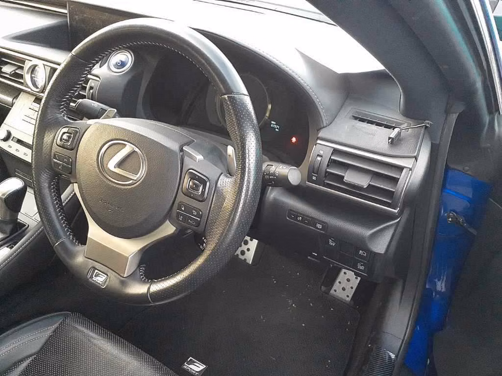 Lexus RC300h