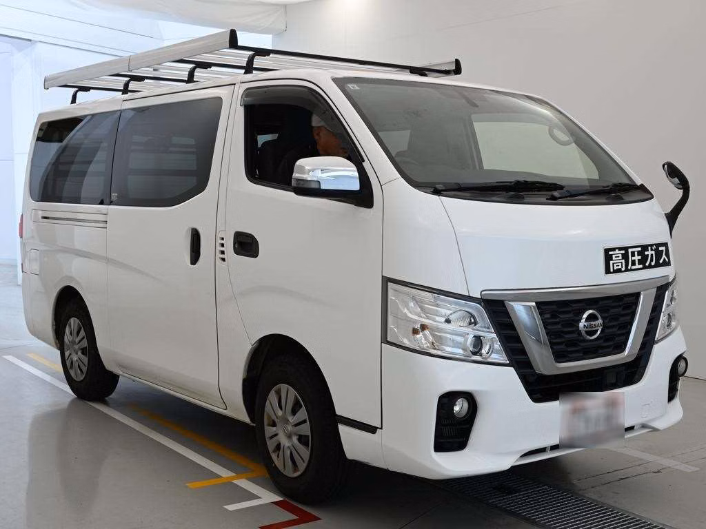 NISSAN NV350 CARAVAN