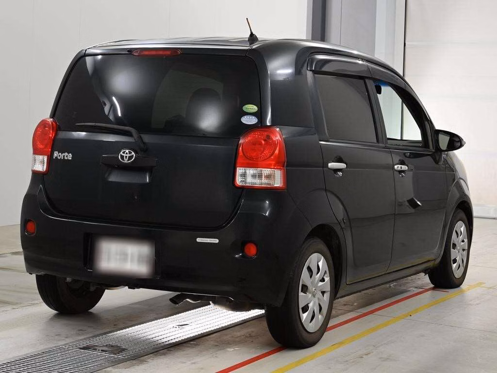 TOYOTA PORTE