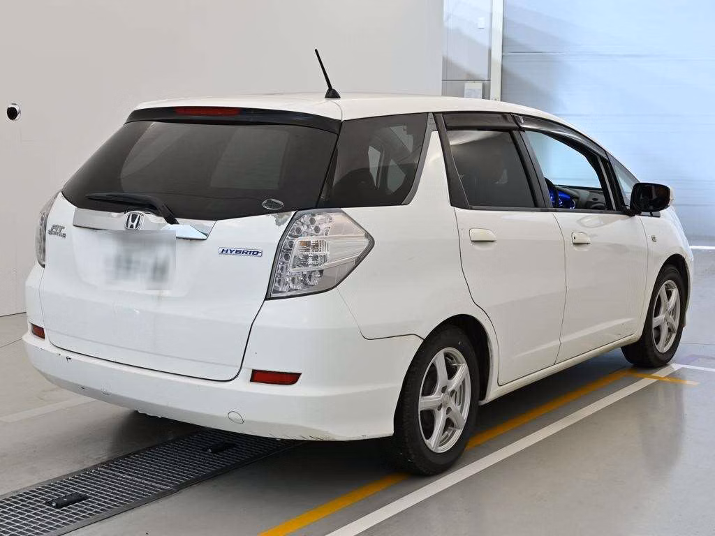 HONDA FIT SHUTTLE