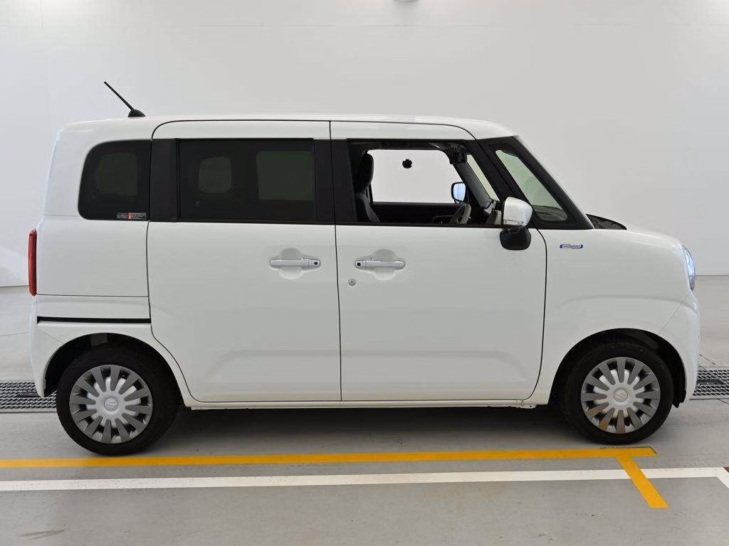 SUZUKI WAGON R SMILE