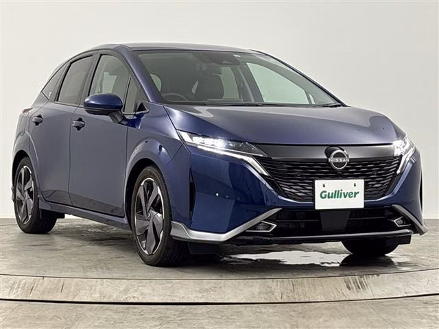 Nissan Aura