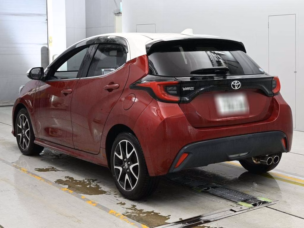 TOYOTA YARIS