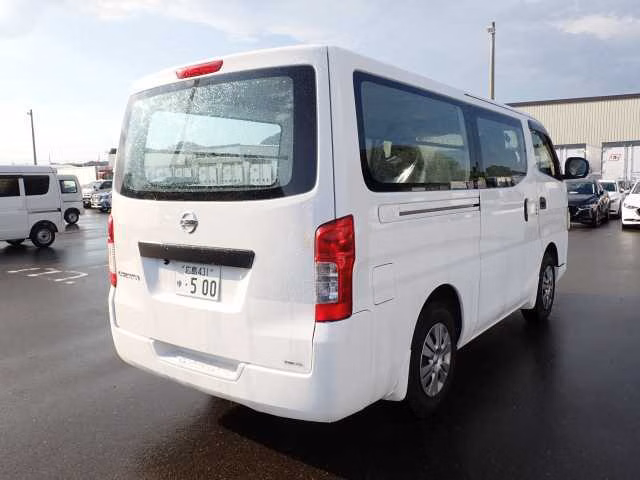 NISSAN NV350 CARAVAN