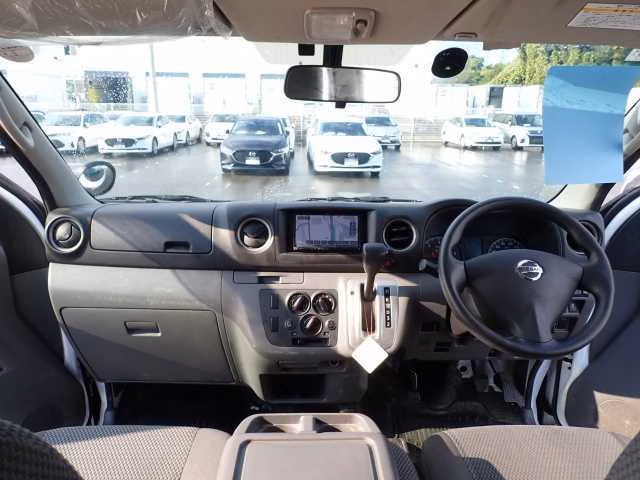 NISSAN NV350 CARAVAN