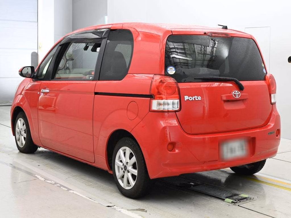 TOYOTA PORTE