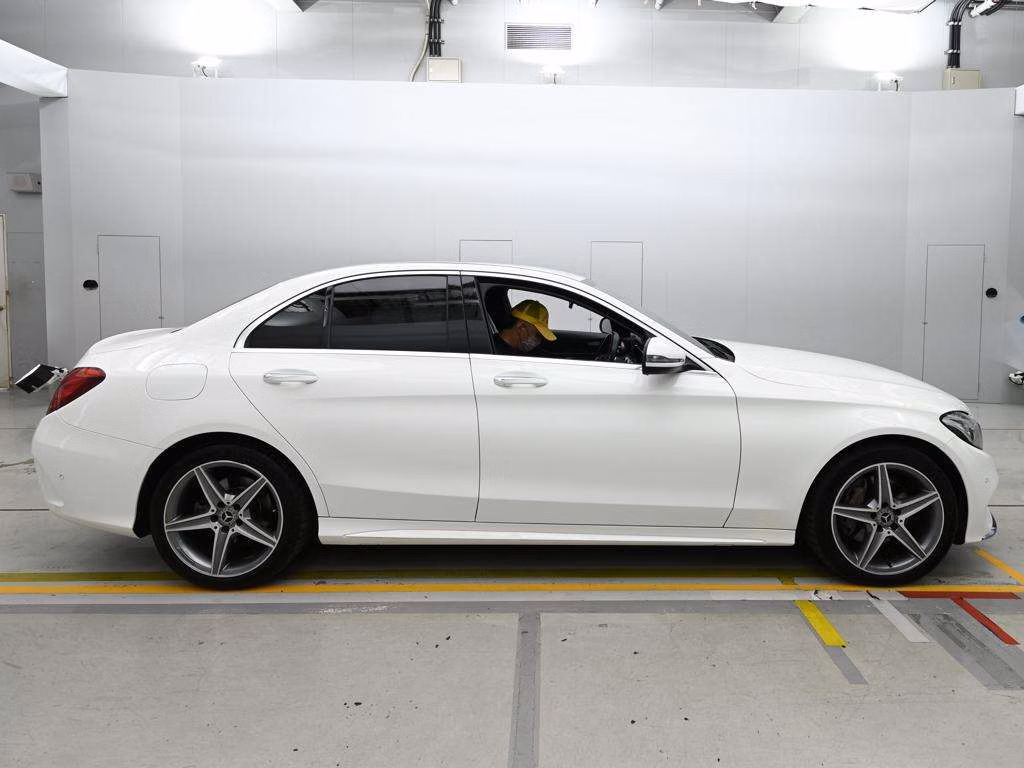 MERCEDES-BENZ C-CLASS