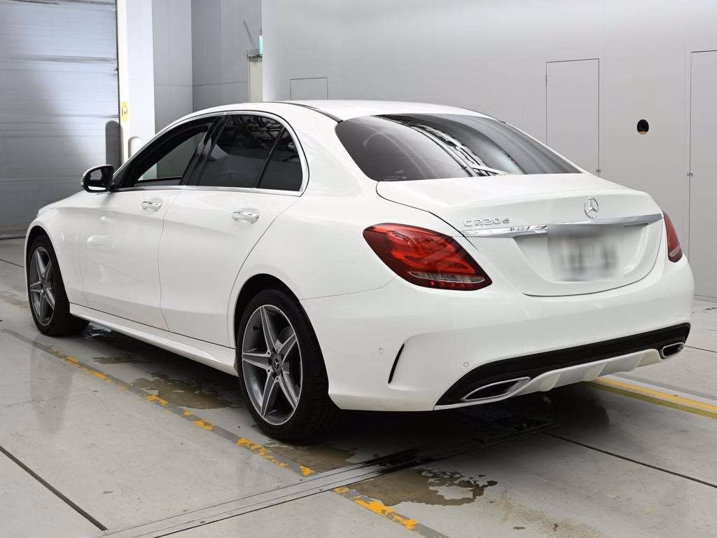 MERCEDES-BENZ C-CLASS
