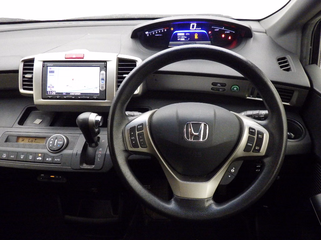 HONDA FREED SPIKE