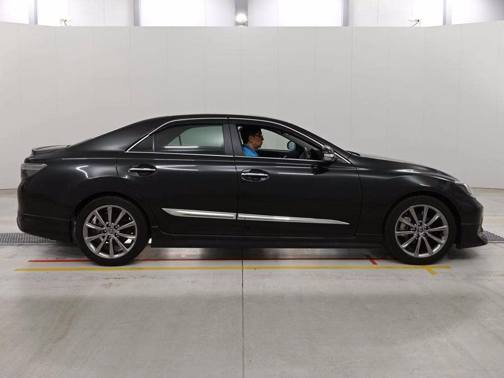 TOYOTA MARK X