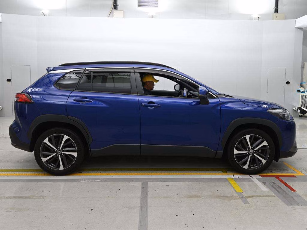 TOYOTA COROLLA CROSS