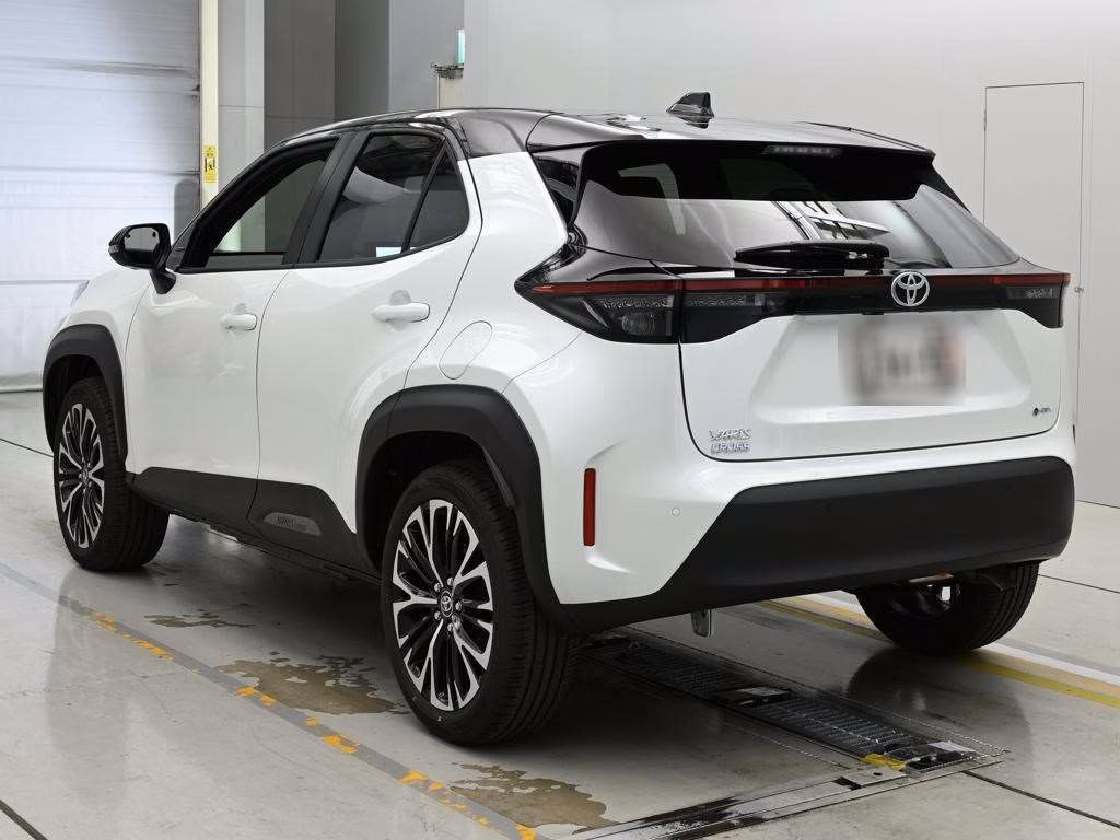TOYOTA YARIS CROSS