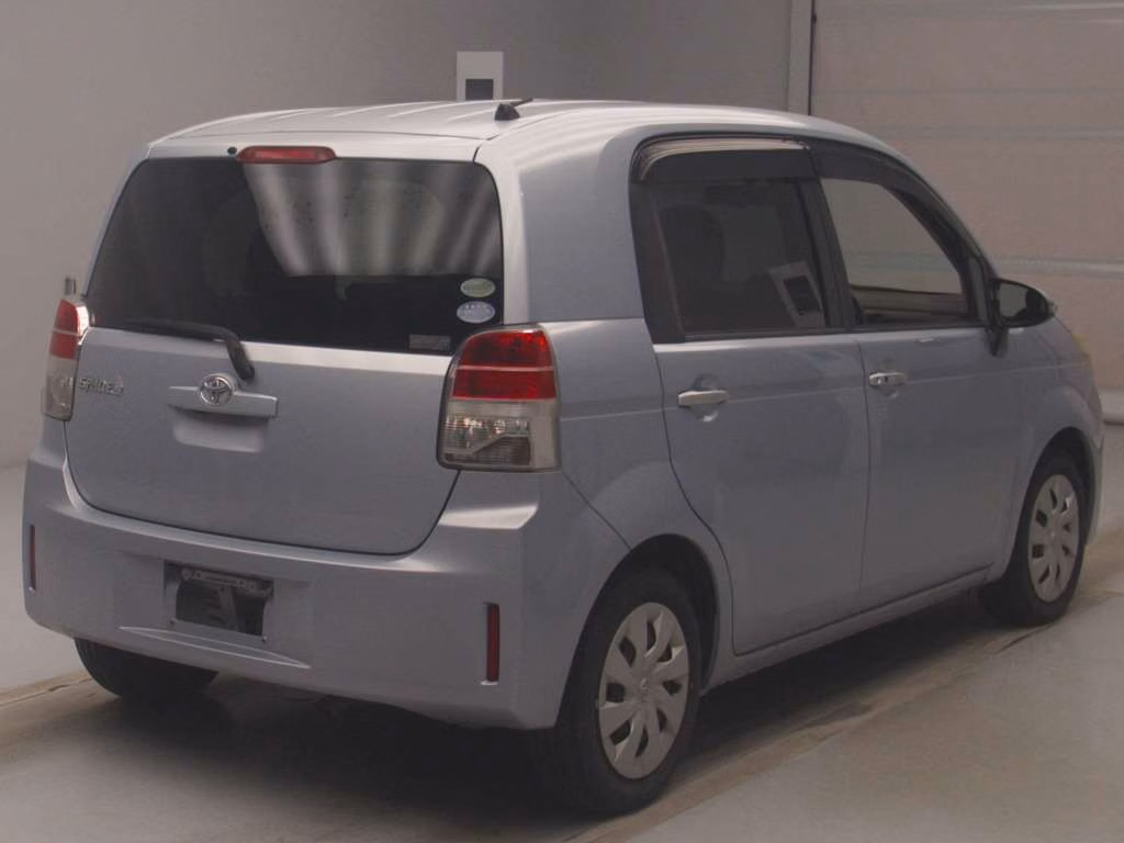 TOYOTA SPADE