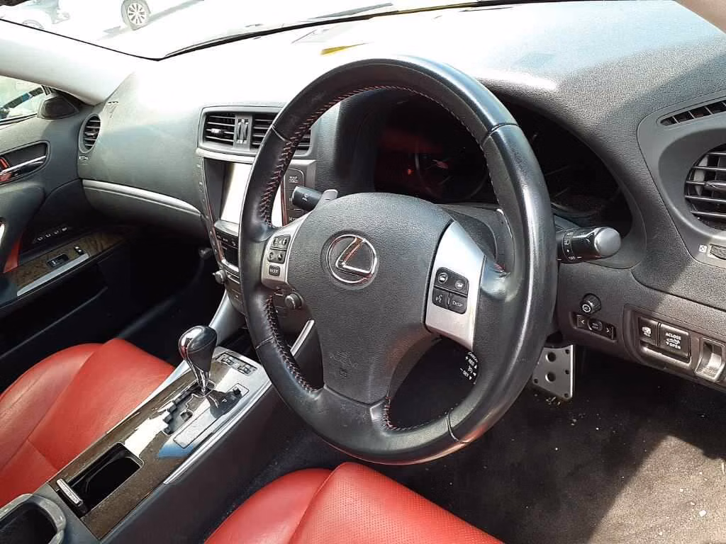 Lexus IS250