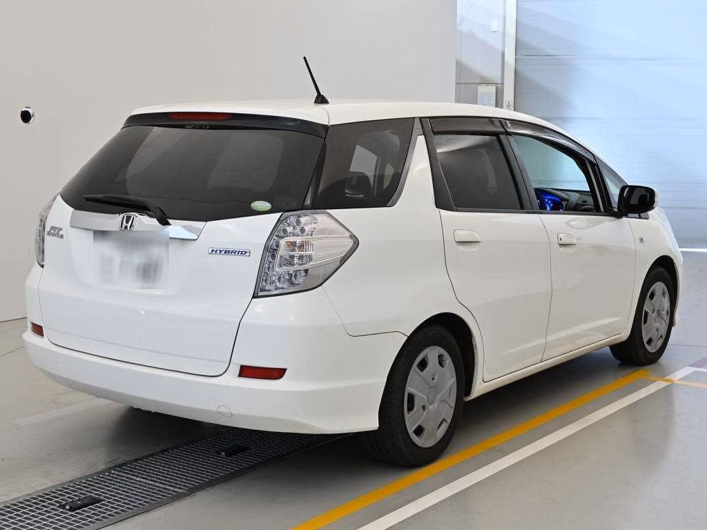 HONDA FIT SHUTTLE