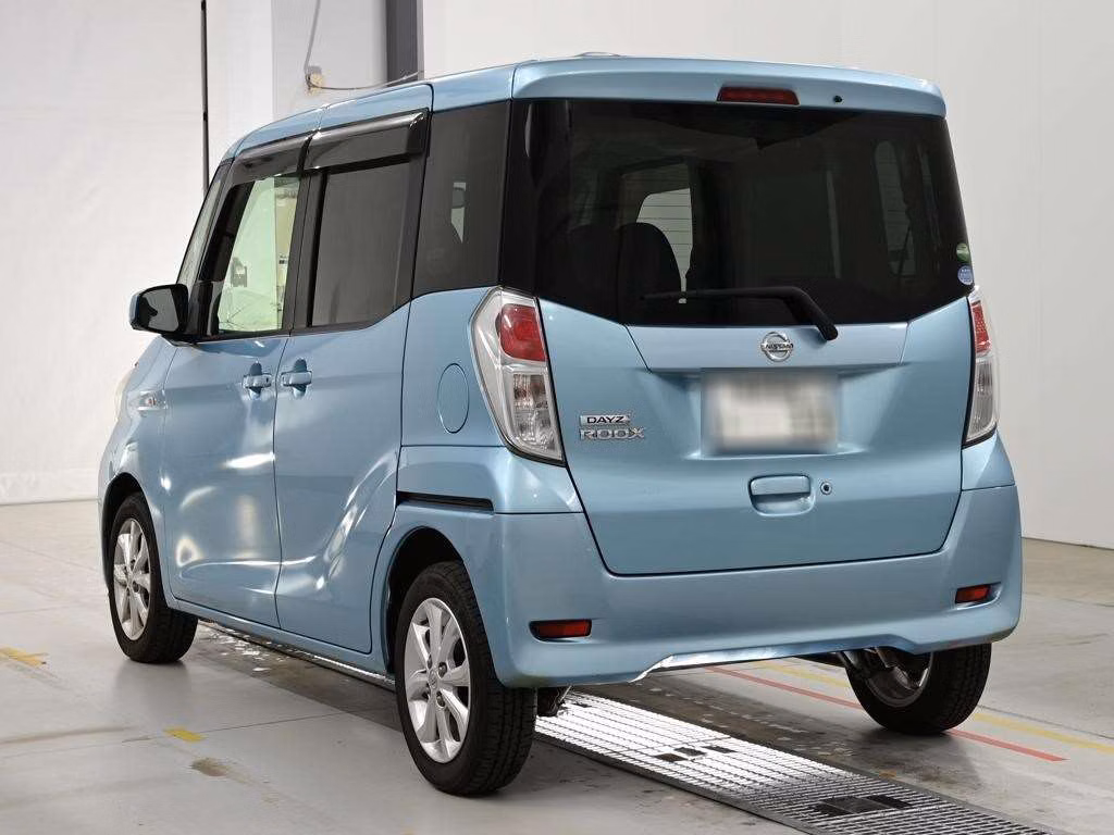 NISSAN DAYZ ROOX