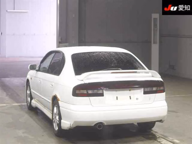 SUBARU LEGACY B4