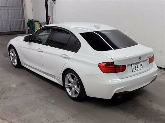 BMW 3-SERIES