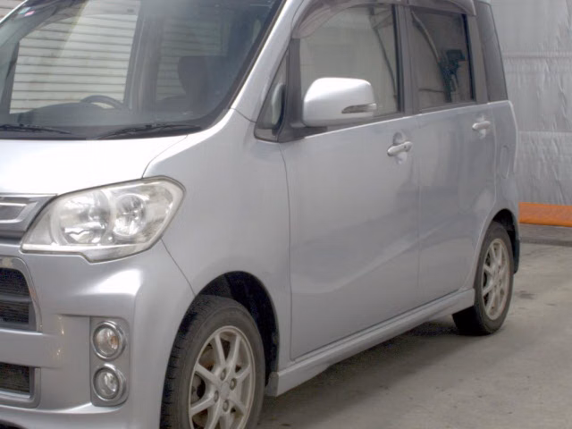 DAIHATSU TANTO EXE