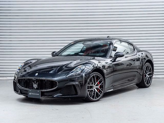MASERATI GRANTURISMO