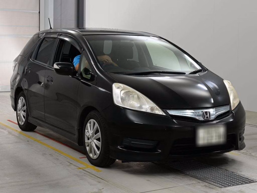HONDA FIT SHUTTLE