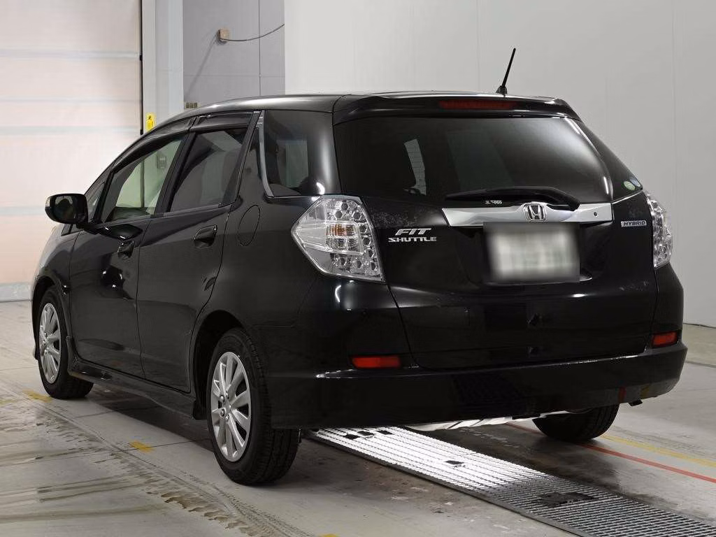 HONDA FIT SHUTTLE