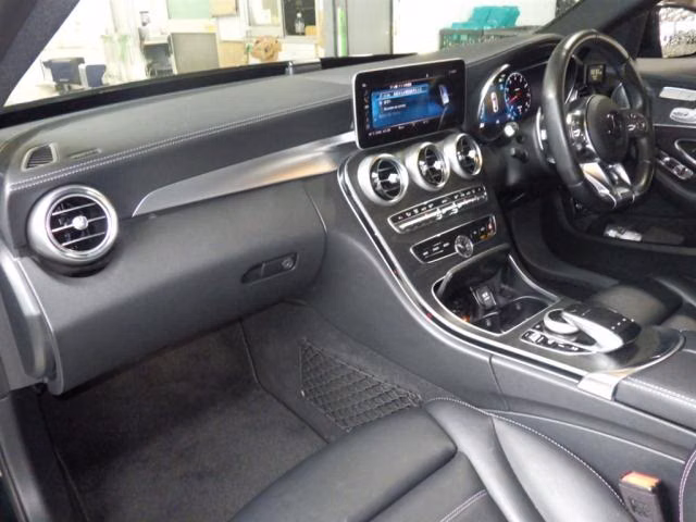 MERCEDES-BENZ C-CLASS