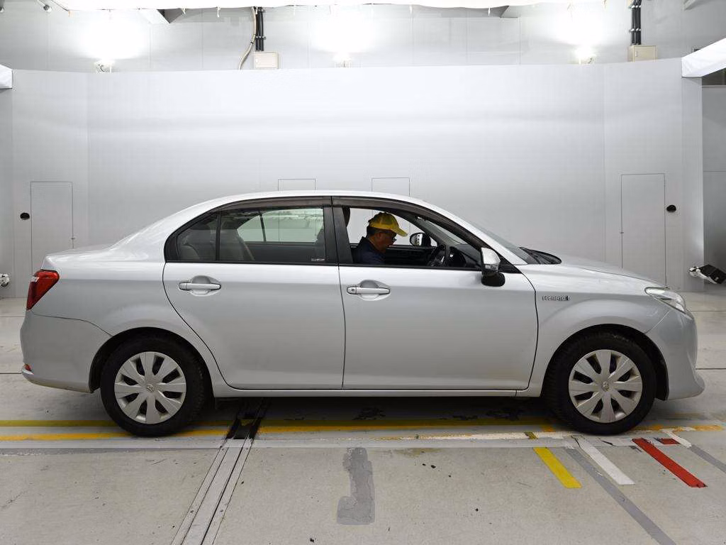 TOYOTA COROLLA AXIO