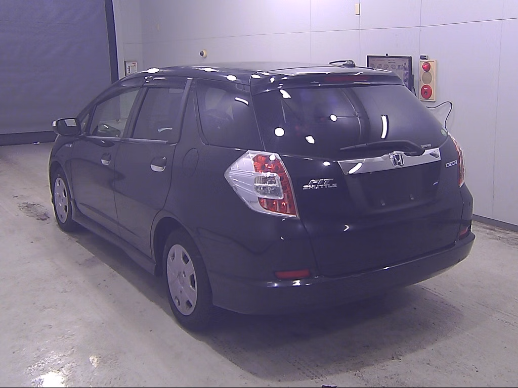 HONDA FIT SHUTTLE