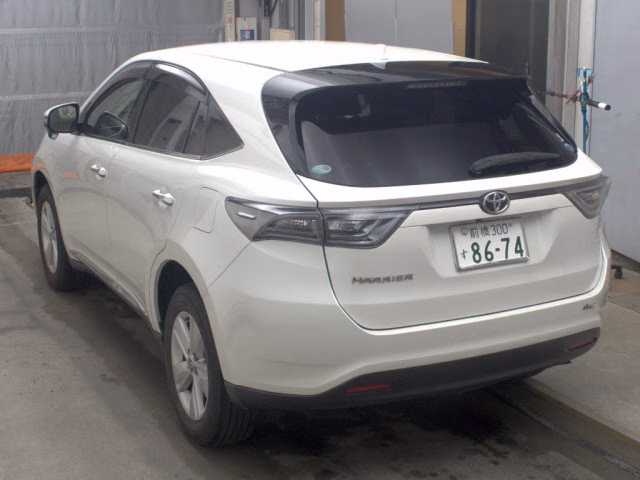 TOYOTA HARRIER