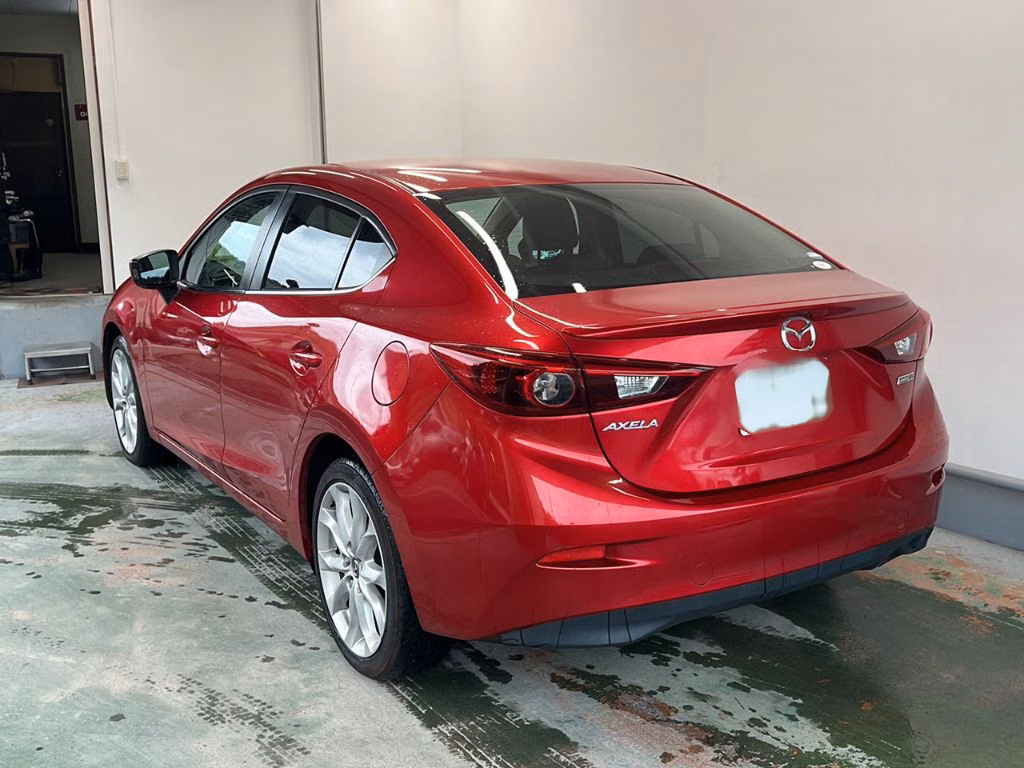 MAZDA AXELA