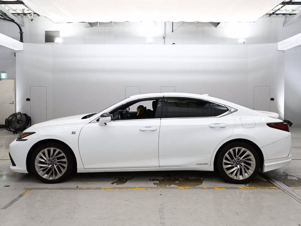 Lexus ES300h