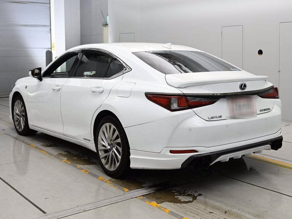 Lexus ES300h