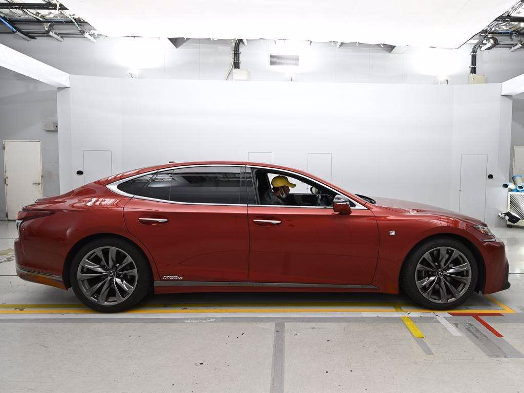Lexus LS500h
