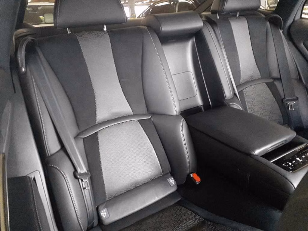 Lexus LS500h