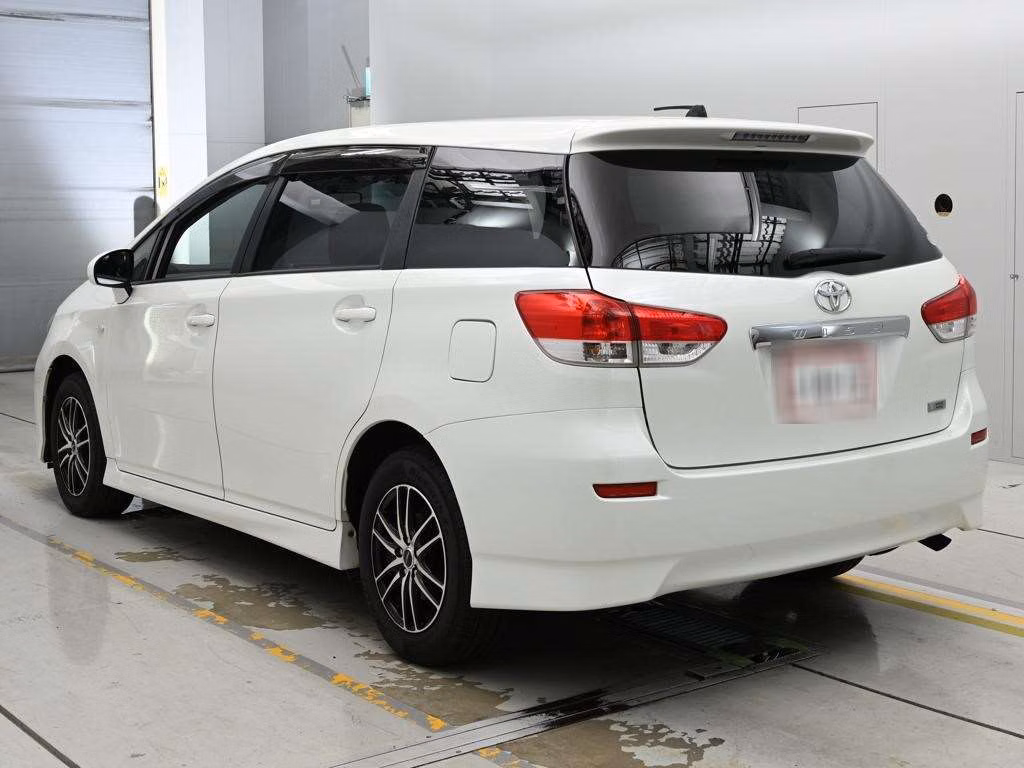TOYOTA WISH