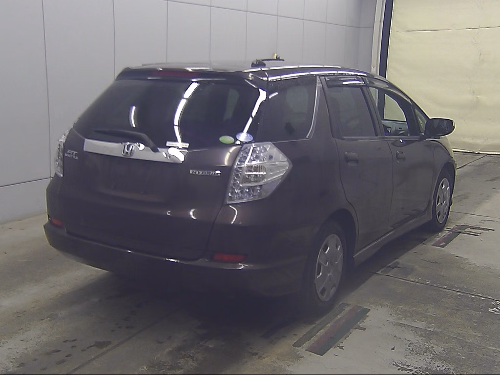 HONDA FIT SHUTTLE
