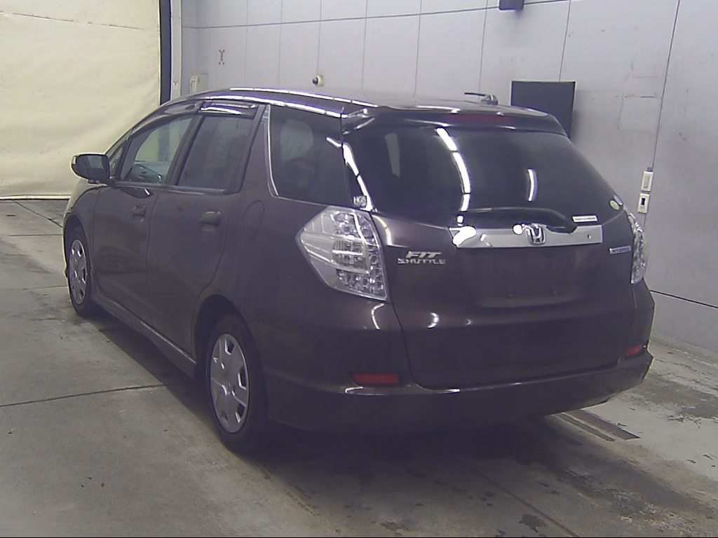 HONDA FIT SHUTTLE