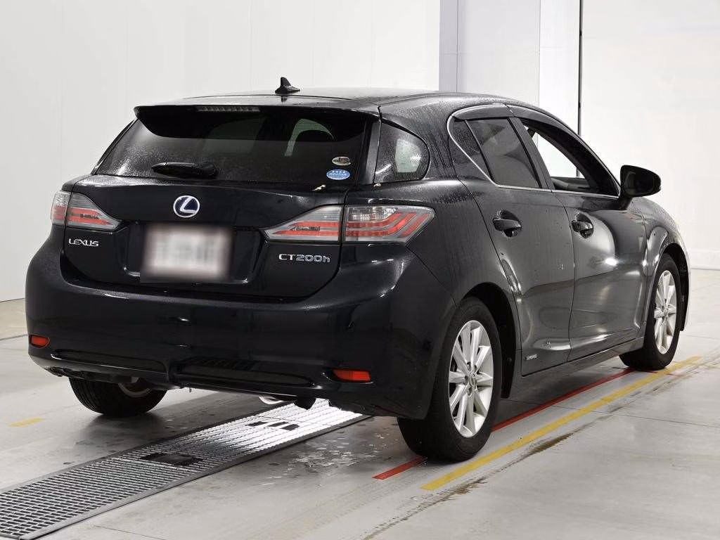 LEXUS CT200H