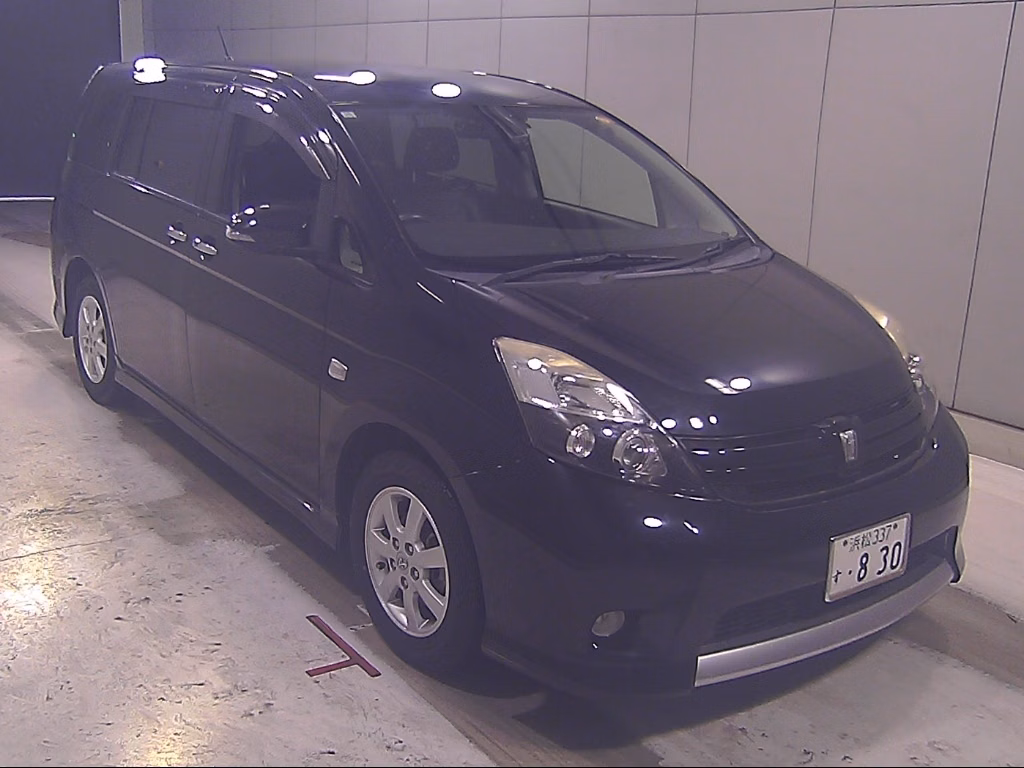 TOYOTA ISIS