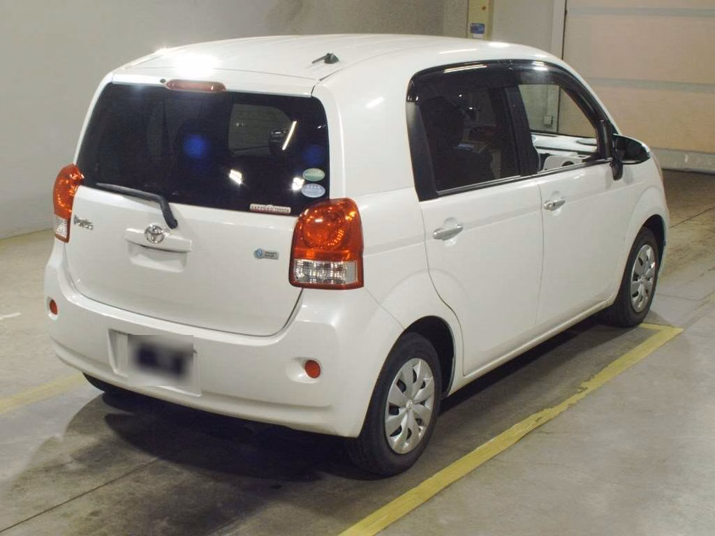 TOYOTA PORTE