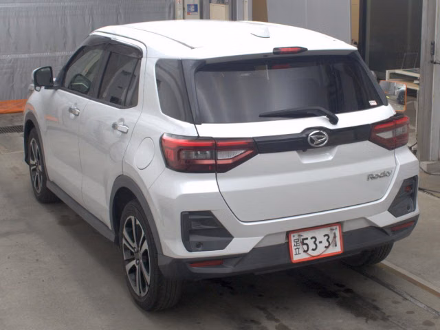 DAIHATSU ROCKY