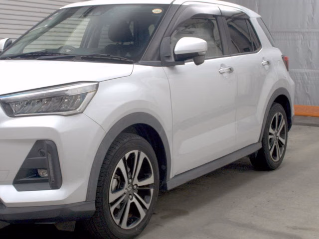 DAIHATSU ROCKY