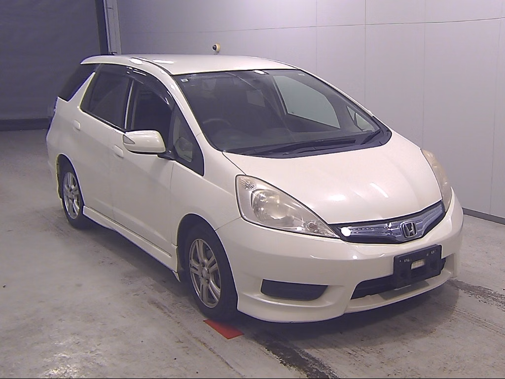 HONDA FIT SHUTTLE