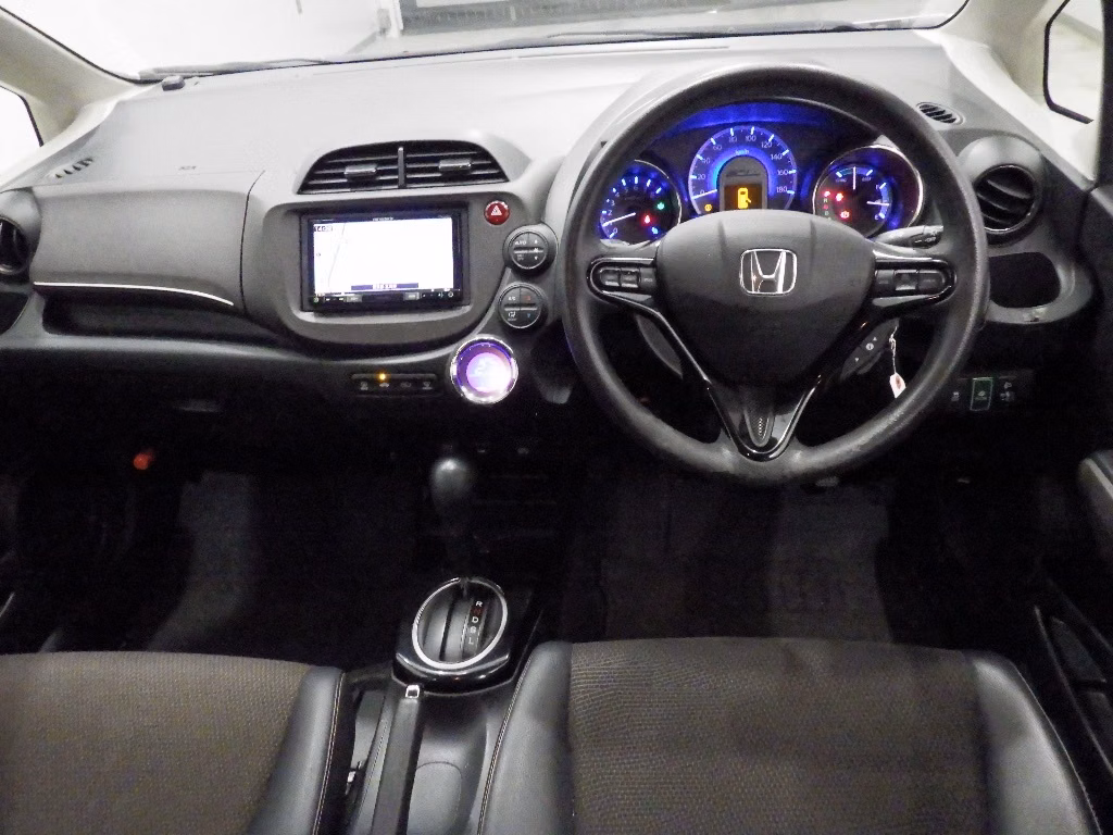 HONDA FIT SHUTTLE