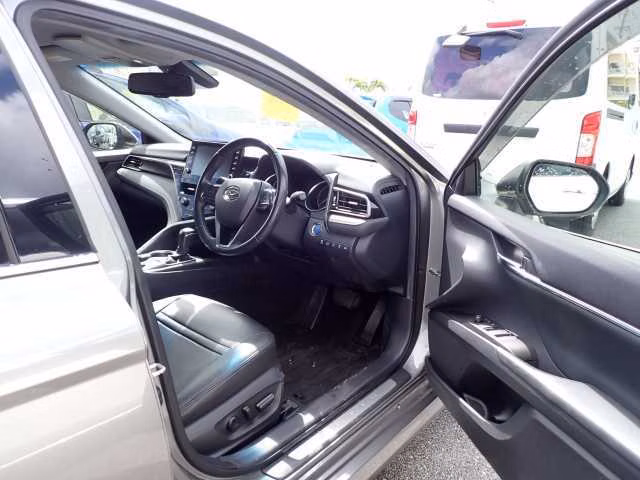 DAIHATSU ALTIS