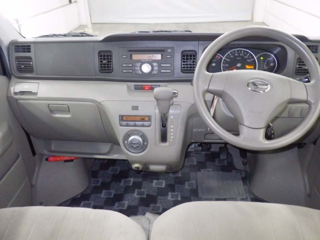 DAIHATSU ATRAI