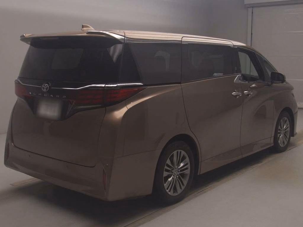 TOYOTA ALPHARD