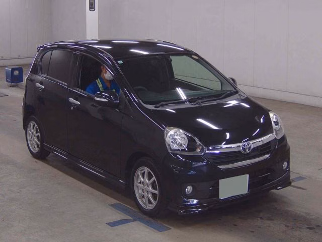 TOYOTA PIXIS EPOCH